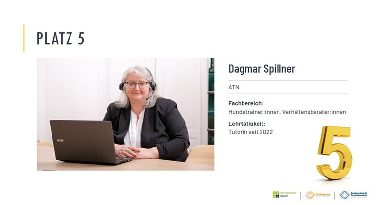 ATN Akademie Online Magazin - Dagmar Spillner 5. Platz Tutorin des Jahres 2025|ATN Akademie Online Magazin - Dagmar Spillner nominiert als Tutor:in des Jahres 2025_Kopf an Kopf mit Hund im Gras|